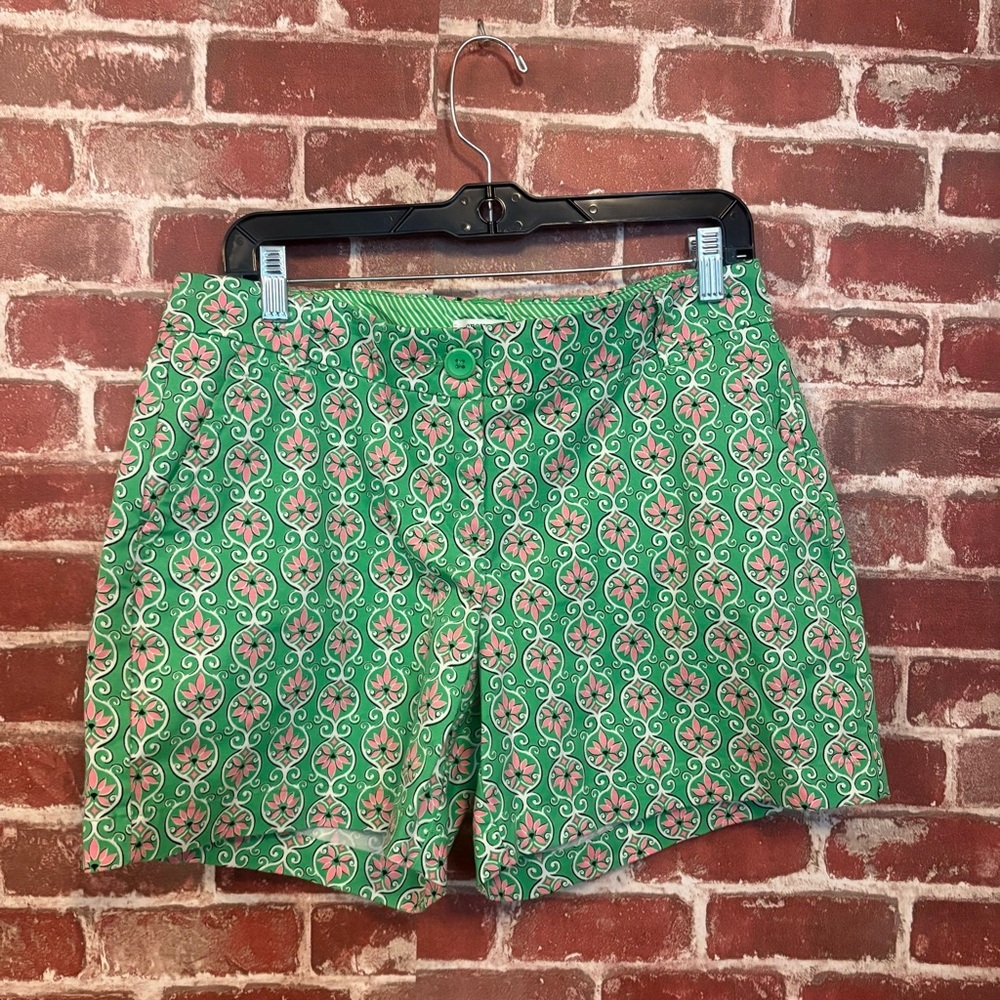 Crown & Ivy Green and Pink Patterned Women's Shorts